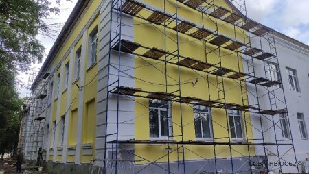 Жители поселка Керамзавод просят при ремонте сохранить ограду школы №22