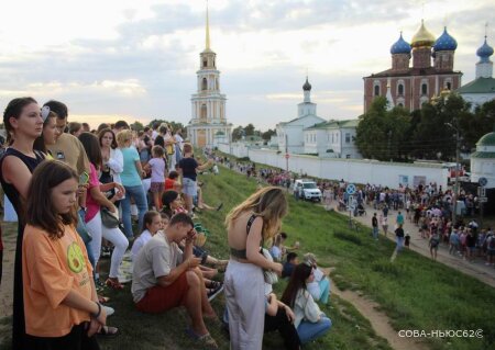 В Рязани на территории кремля открылся фестиваль воздушных шаров