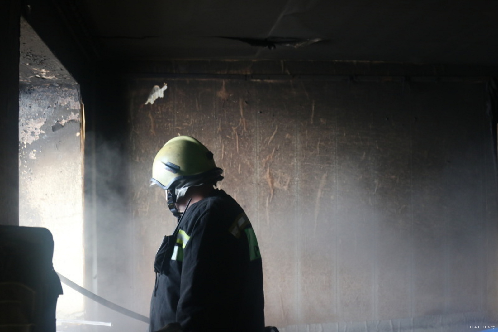 Из-за пожара в многоквартирном доме в Кораблине эвакуировали жильцов