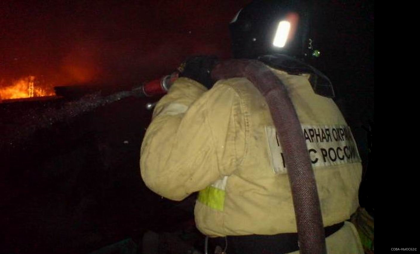 Пожарные спасли человека из огня в рязанском районном центре Ряжск