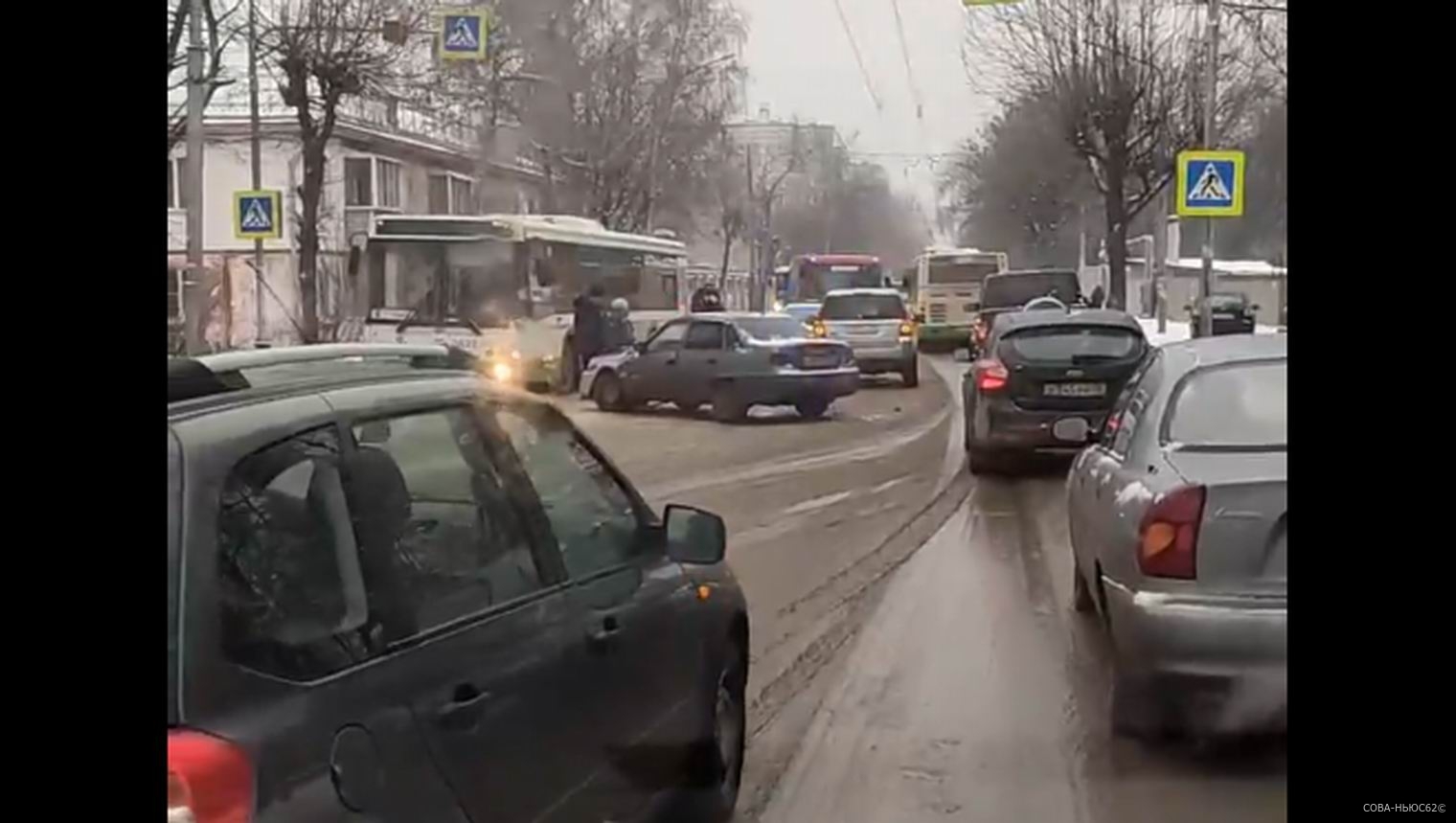 На улице Новой в Рязани утром 9 февраля из-за ДТП собралась пробка