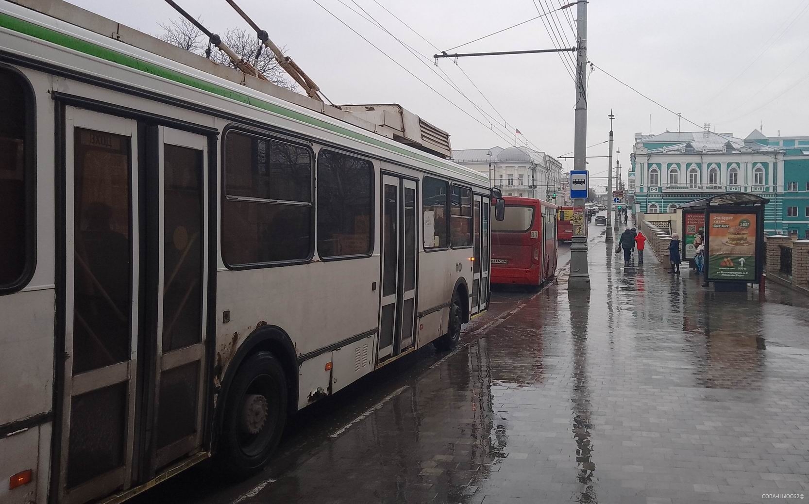 В центре Рязани начали обновлять троллейбусную контактную сеть