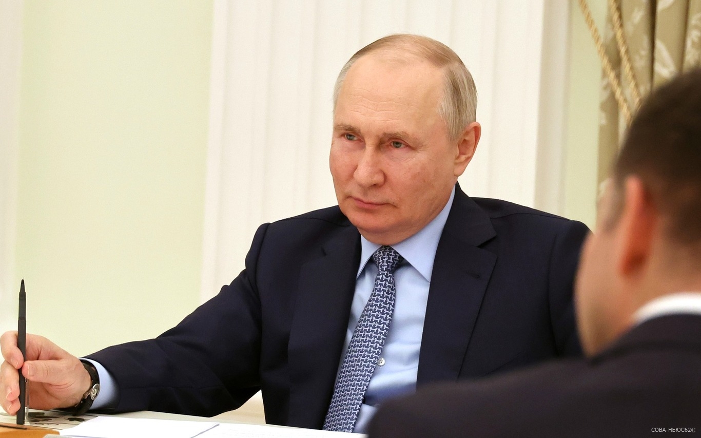 «Кадры, жилье и льготная ипотека» - главное на встрече Владимира Путина по вопросам развития строительной отрасли