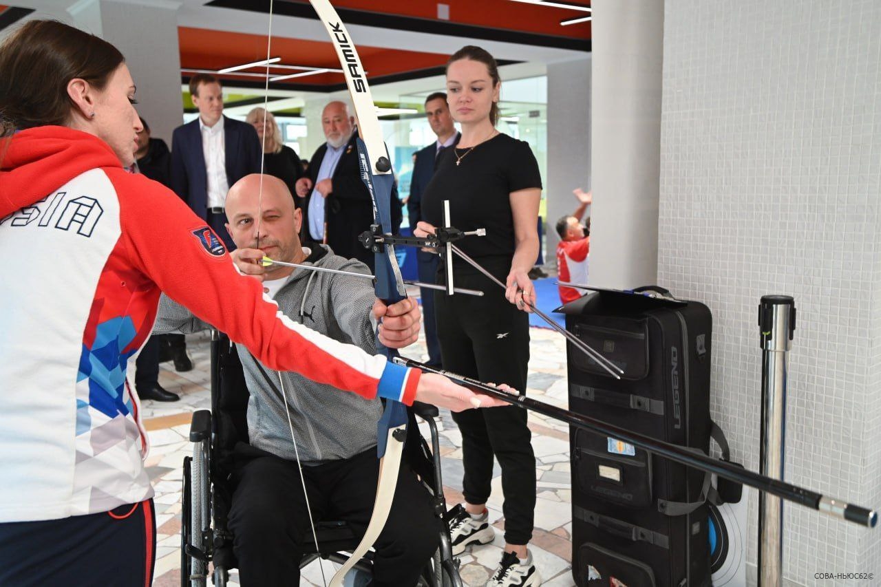 Малков пообещал наращивать возможности адаптивного спорта и реабилитации